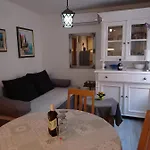 بيت ضيافة Milea