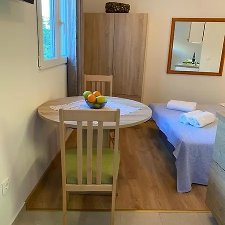 Milea * Makarska