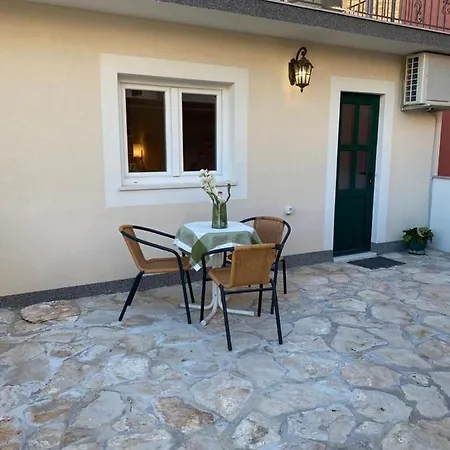 Milea Макарска